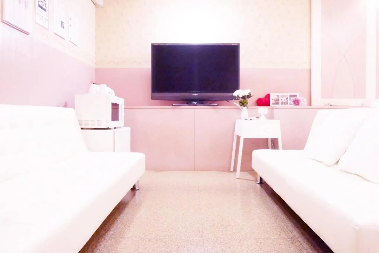 Hotel Samurai Osaka 3*,