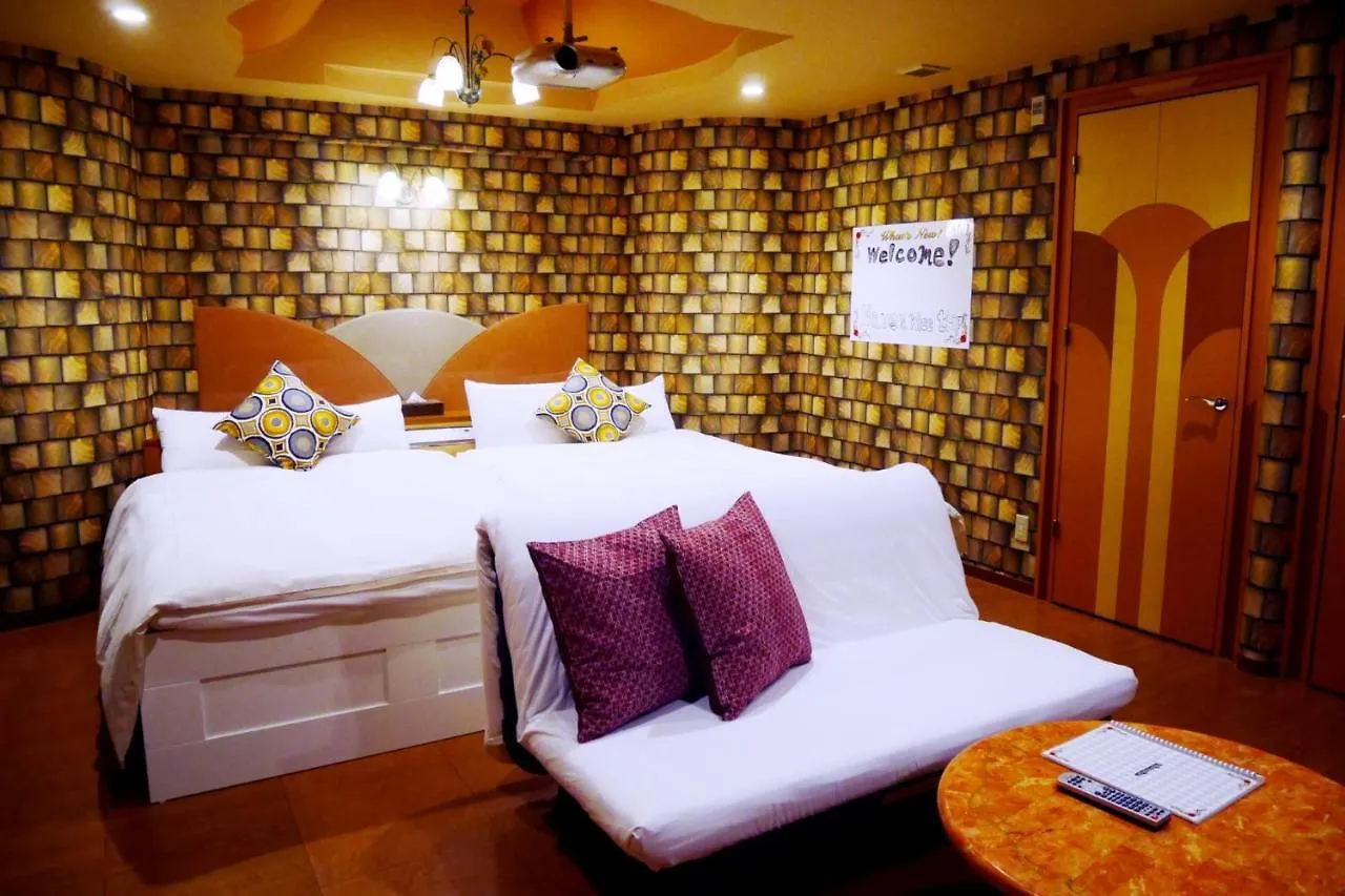 Hotel Samurai Osaka 3*,  Japan